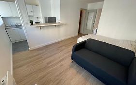 Studio & Parking Prive Centre Orleans Tram Au Pied